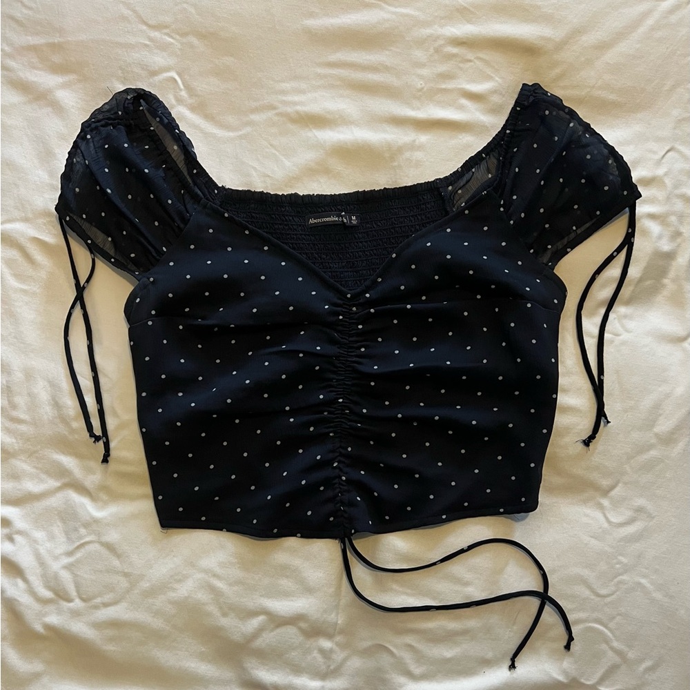 Abercrombie & Fitch Women’s Cropped Navy Polka Dot Adjustable Ruched Blouse
